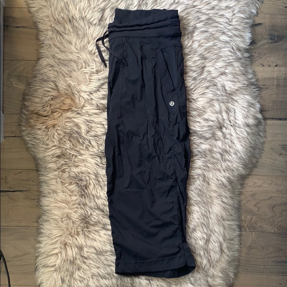 Lululemon Dance Studio Crop